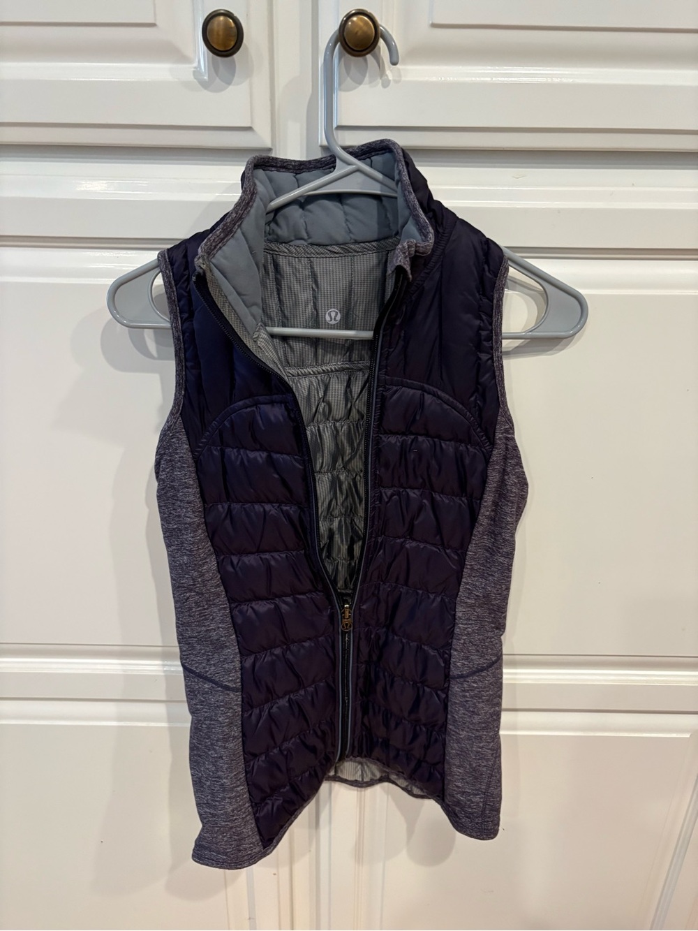 Lululemon Quilted Puffer Vest - Charcoal & Heathered Gray sz 4 reversible